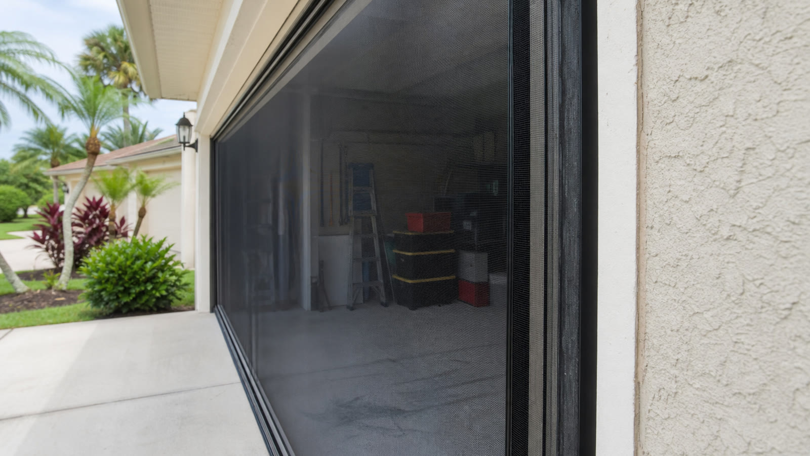 Port St Lucie Garage Screens closeup around Port St. Lucie property